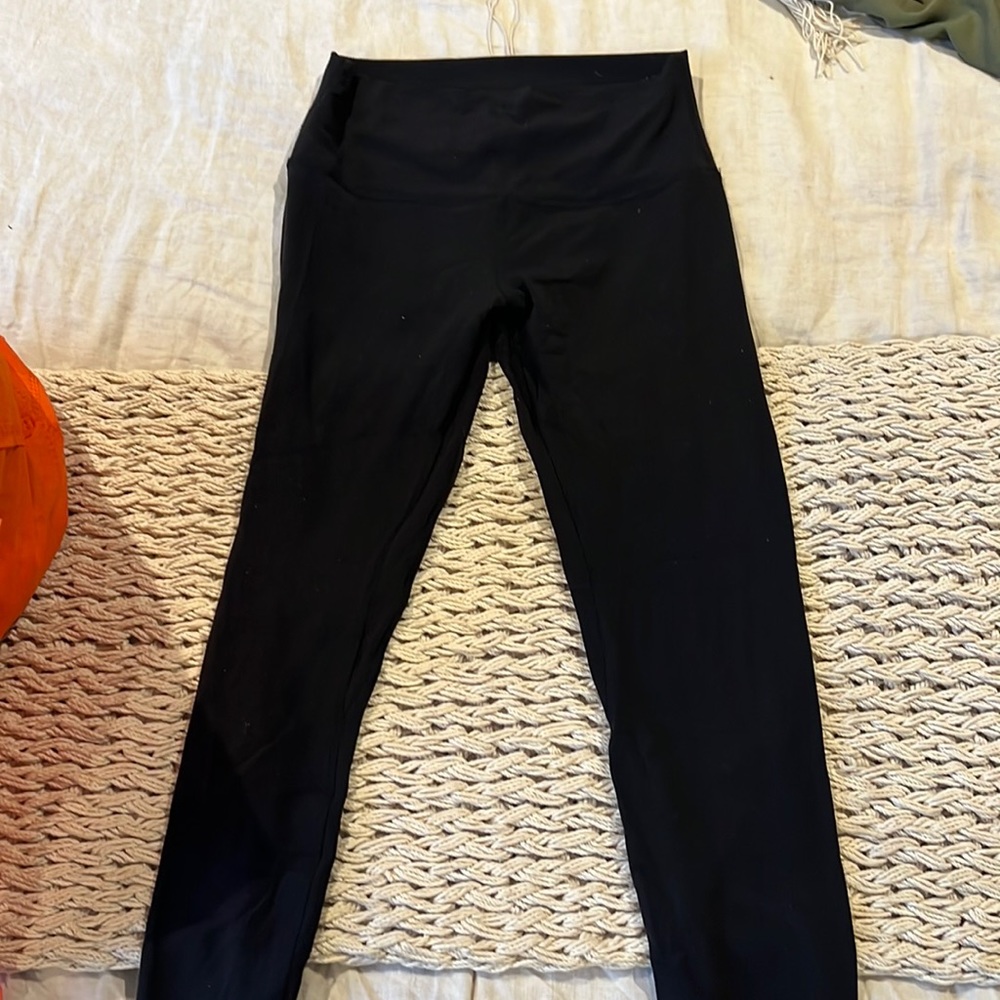 LuLu Lemon Aligns 8